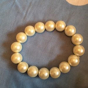 ♥️ big pearls bracelet